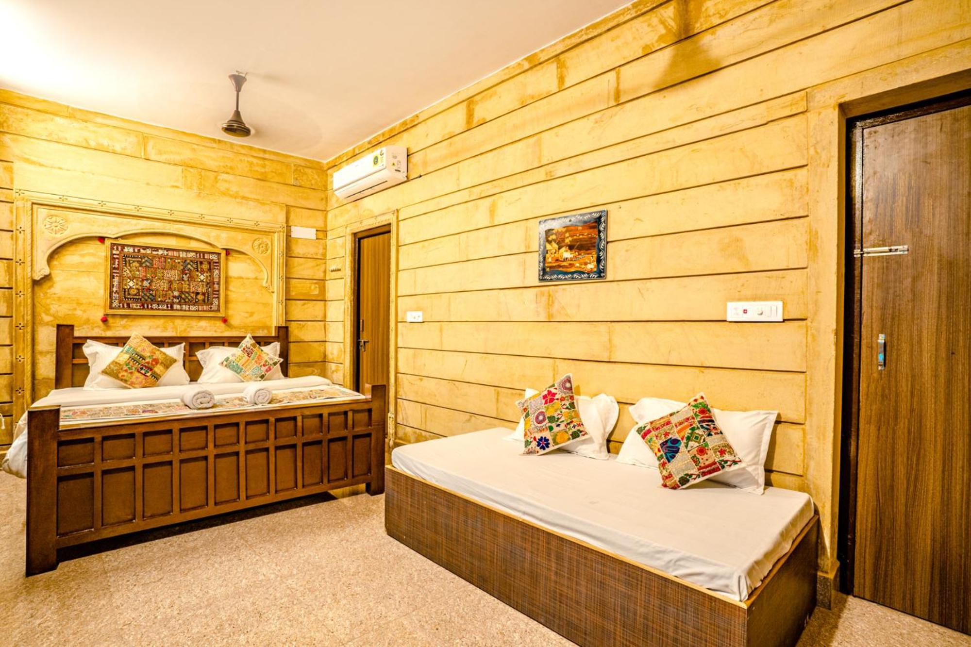 Hotel Relax Inn Джайсалмер Екстер'єр фото