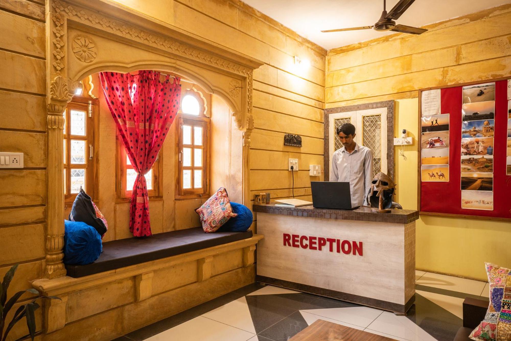 Hotel Relax Inn Джайсалмер Екстер'єр фото